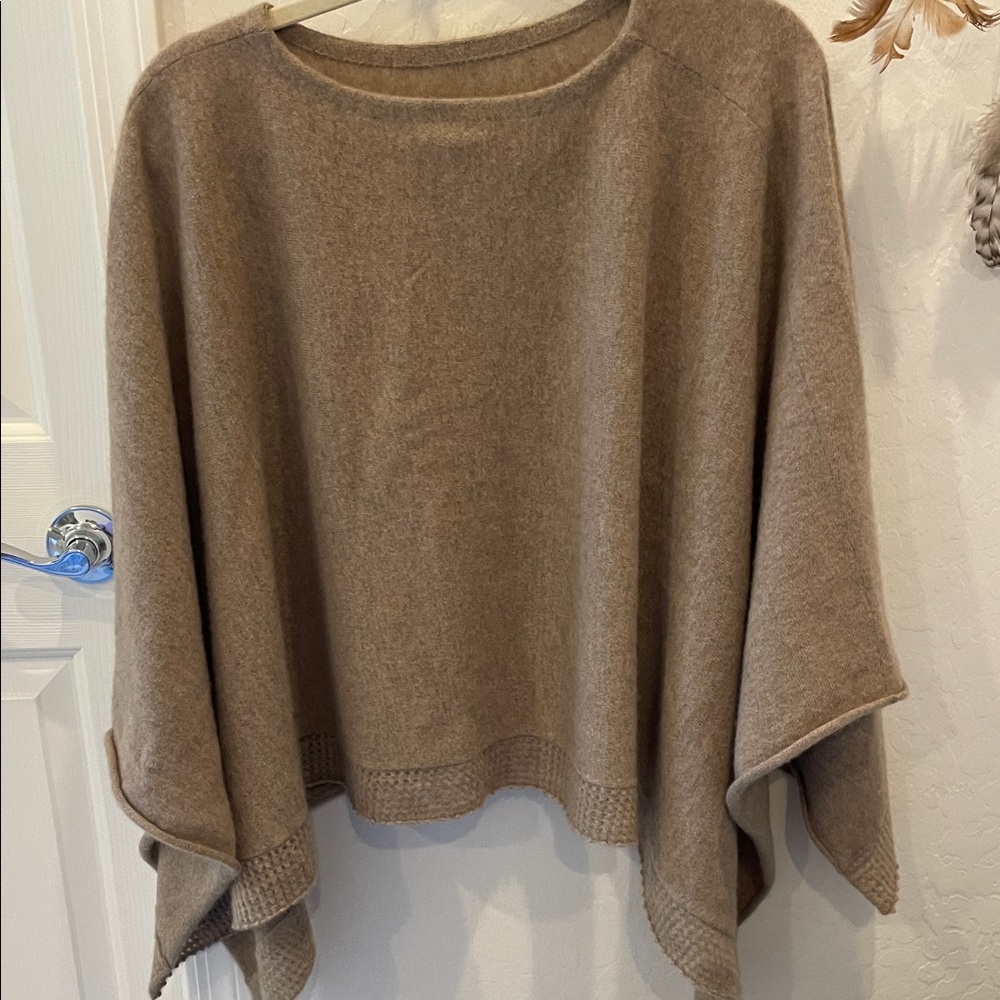 Garnet Hill 100% Cashmere poncho